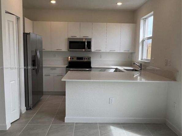 2357 NW 122nd Ter, Miami FL 33167