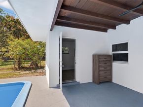 6740 Arthur St, Hollywood FL 33024