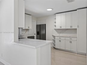 6740 Arthur St, Hollywood FL 33024