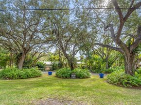 6630 SW 102nd St, Pinecrest FL 33156