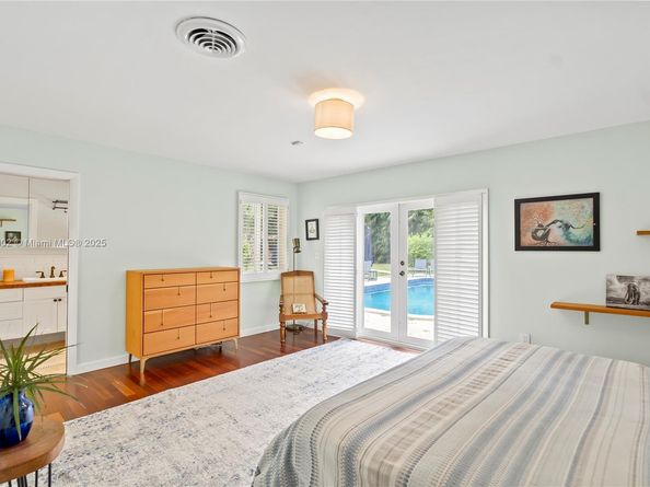 6630 SW 102nd St, Pinecrest FL 33156