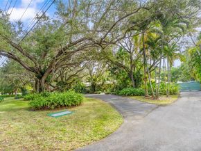 6630 SW 102nd St, Pinecrest FL 33156