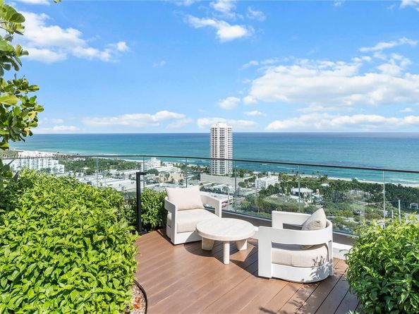 580 72nd 711, Miami Beach FL 33141