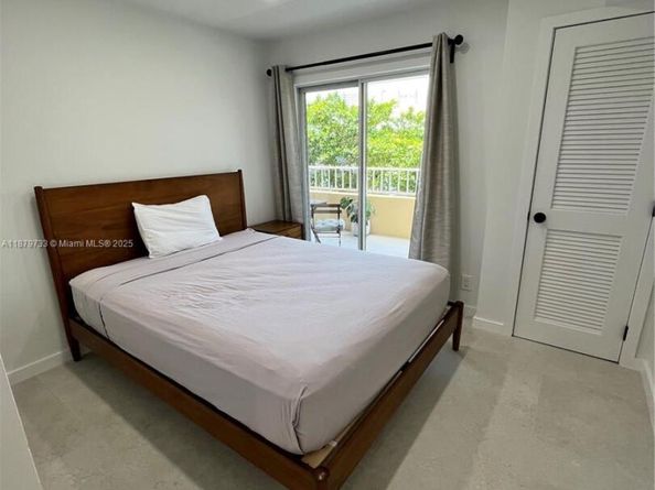 3304 Virginia St 6B, Miami FL 33133