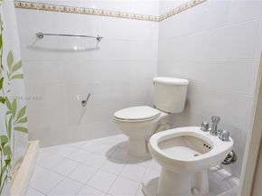 699 NW 134th Pl, Miami FL 33182