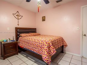 699 NW 134th Pl, Miami FL 33182
