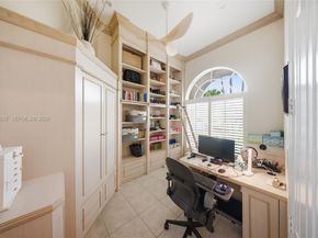 6113 NW 53rd Cir, Coral Springs FL 33067