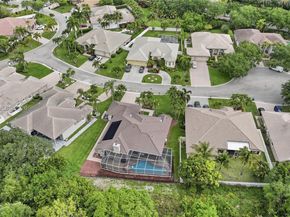 6113 NW 53rd Cir, Coral Springs FL 33067