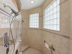 6113 NW 53rd Cir, Coral Springs FL 33067