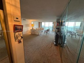 6039 Collins Ave 1517, Miami Beach FL 33140