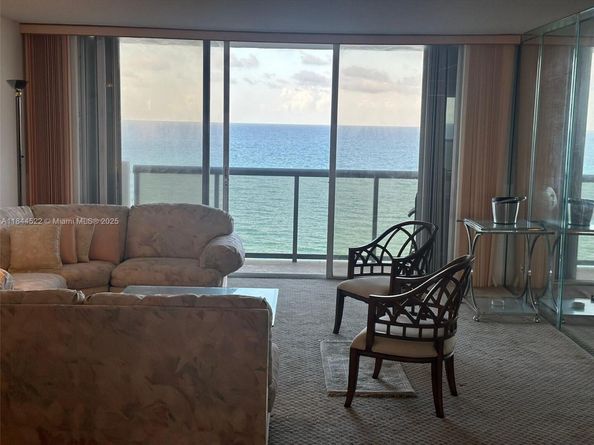 6039 Collins Ave 1517, Miami Beach FL 33140
