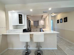 6200 NW 44th St 208, Lauderhill FL 33319