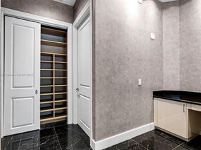 6000 Island Blvd 203, Aventura FL 33160