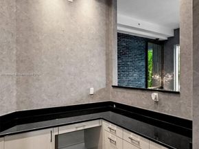 6000 Island Blvd 203, Aventura FL 33160