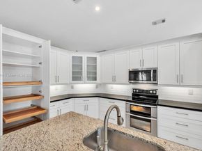 5323 SW 34th Way, Hollywood FL 33312