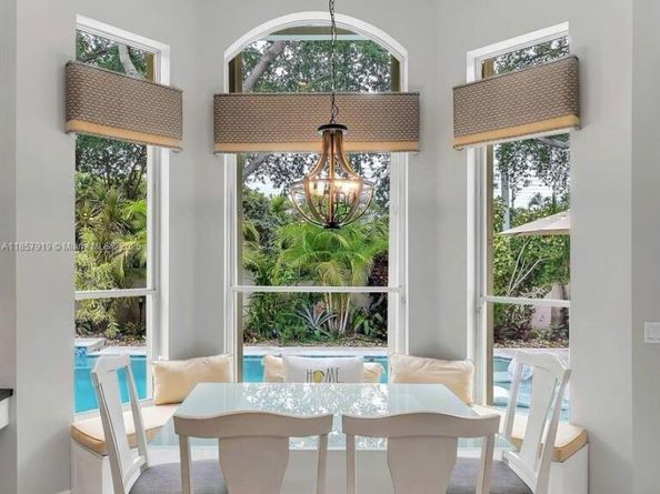 5323 SW 34th Way, Hollywood FL 33312