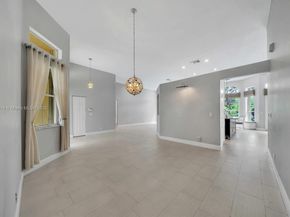 5323 SW 34th Way, Hollywood FL 33312