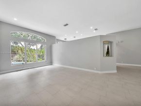 5323 SW 34th Way, Hollywood FL 33312