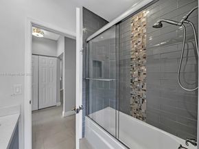 5323 SW 34th Way, Hollywood FL 33312