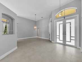 5323 SW 34th Way, Hollywood FL 33312