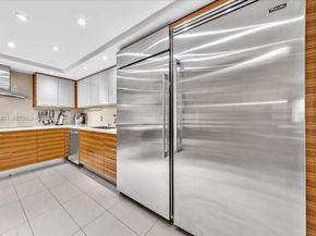 8877 Collins Ave PH2, Surfside FL 33154