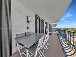 8877 Collins Ave PH2, Surfside FL 33154