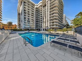 8877 Collins Ave PH2, Surfside FL 33154