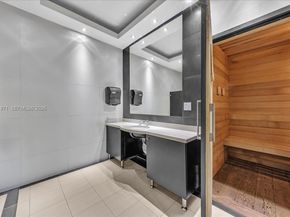 8877 Collins Ave PH2, Surfside FL 33154