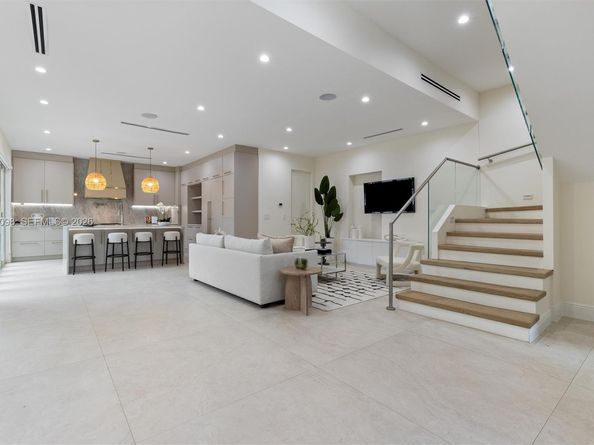 3495 SW 3rd avenue, Miami FL 33145