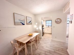 664 SE 20th Ave 6, Deerfield Beach FL 33441