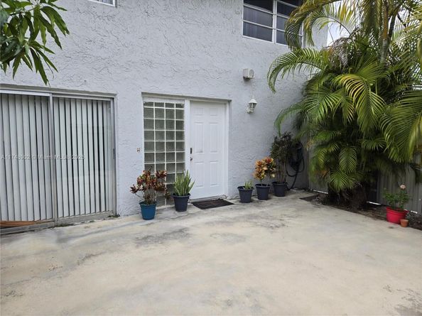 8485 SW 156th Pl 106, Miami FL 33193