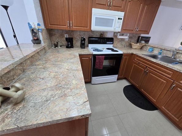 8485 SW 156th Pl 106, Miami FL 33193