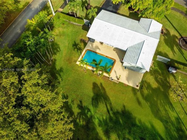 10320 SW 91st St, Miami FL 33176