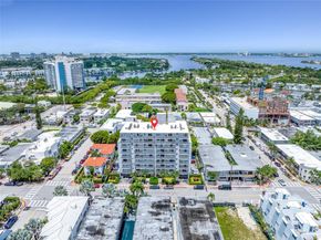 7620 Carlyle Ave 205, Miami Beach FL 33141