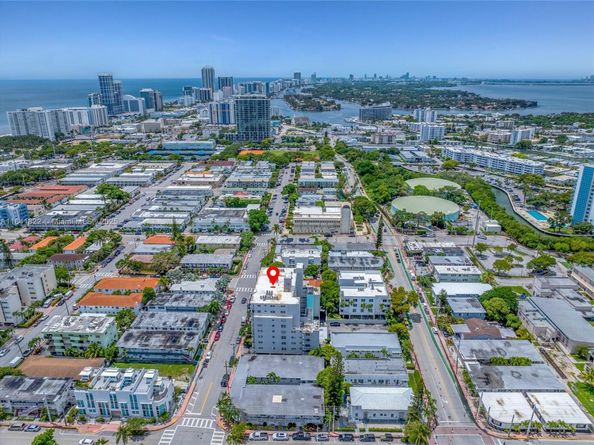 7620 Carlyle Ave 205, Miami Beach FL 33141