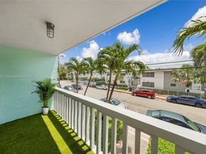7620 Carlyle Ave 205, Miami Beach FL 33141