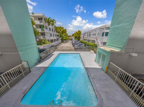 7620 Carlyle Ave 205, Miami Beach FL 33141