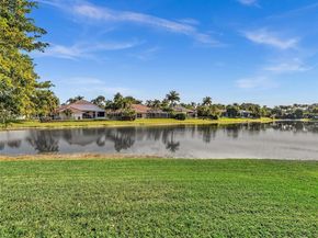 2756 Meadowood Dr, Weston FL 33332