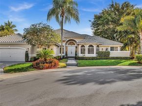 2756 Meadowood Dr, Weston FL 33332