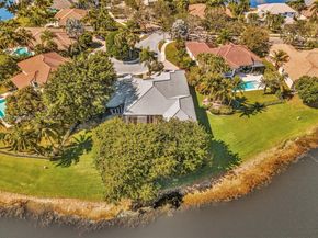 2756 Meadowood Dr, Weston FL 33332