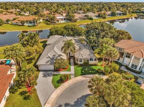 2756 Meadowood Dr, Weston FL 33332