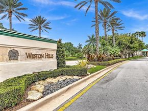 2756 Meadowood Dr, Weston FL 33332