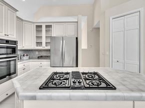 2756 Meadowood Dr, Weston FL 33332