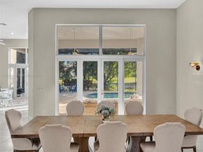 2756 Meadowood Dr, Weston FL 33332