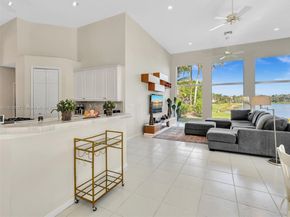 2756 Meadowood Dr, Weston FL 33332