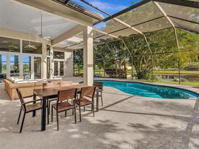 2756 Meadowood Dr, Weston FL 33332