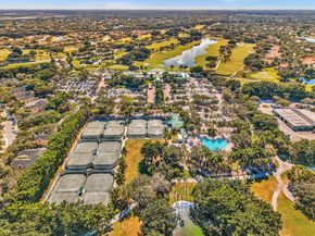 2756 Meadowood Dr, Weston FL 33332