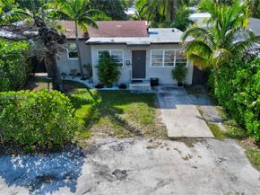 2326 Harding St, Hollywood FL 33020