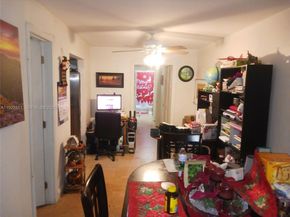 1855 NE 121st St 31, North Miami FL 33181