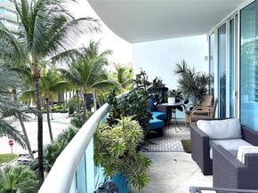 1000 S Pointe Dr 308, Miami Beach FL 33139